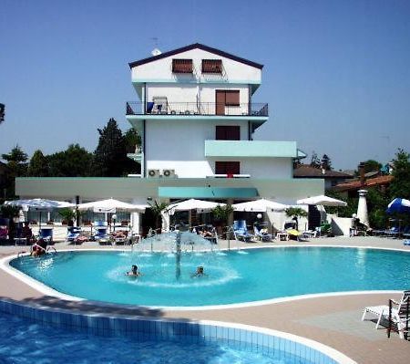 Oasi Verde Jesolo Extérieur photo
